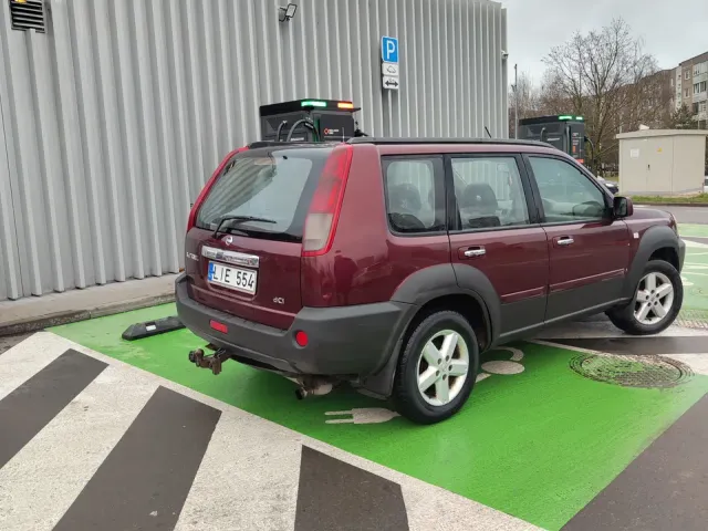 Nissan X-Trail - фото 4