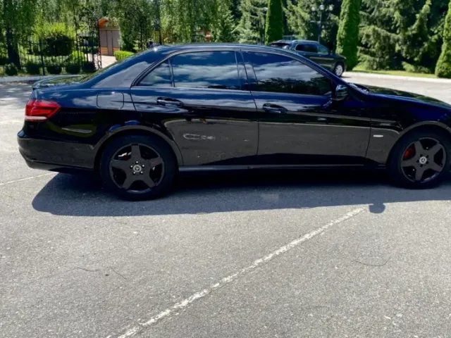 Mercedes-Benz E-Класс - фото 4