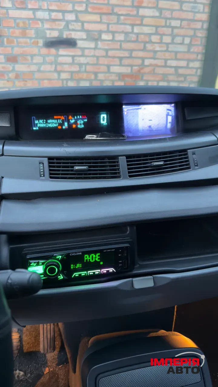 Renault Espace - фото 13