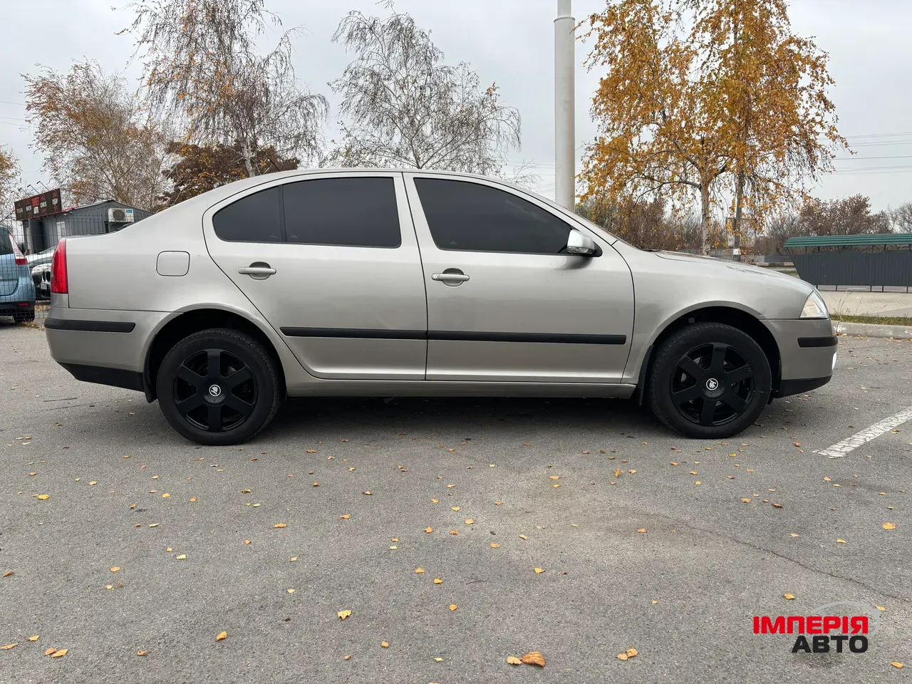 Skoda Octavia - фото 3