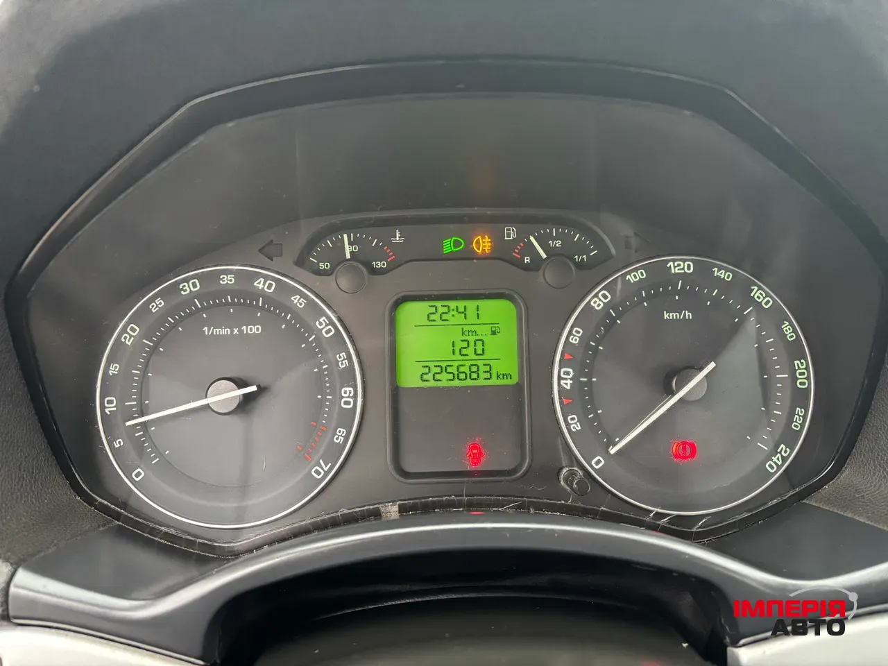 Skoda Octavia - фото 14