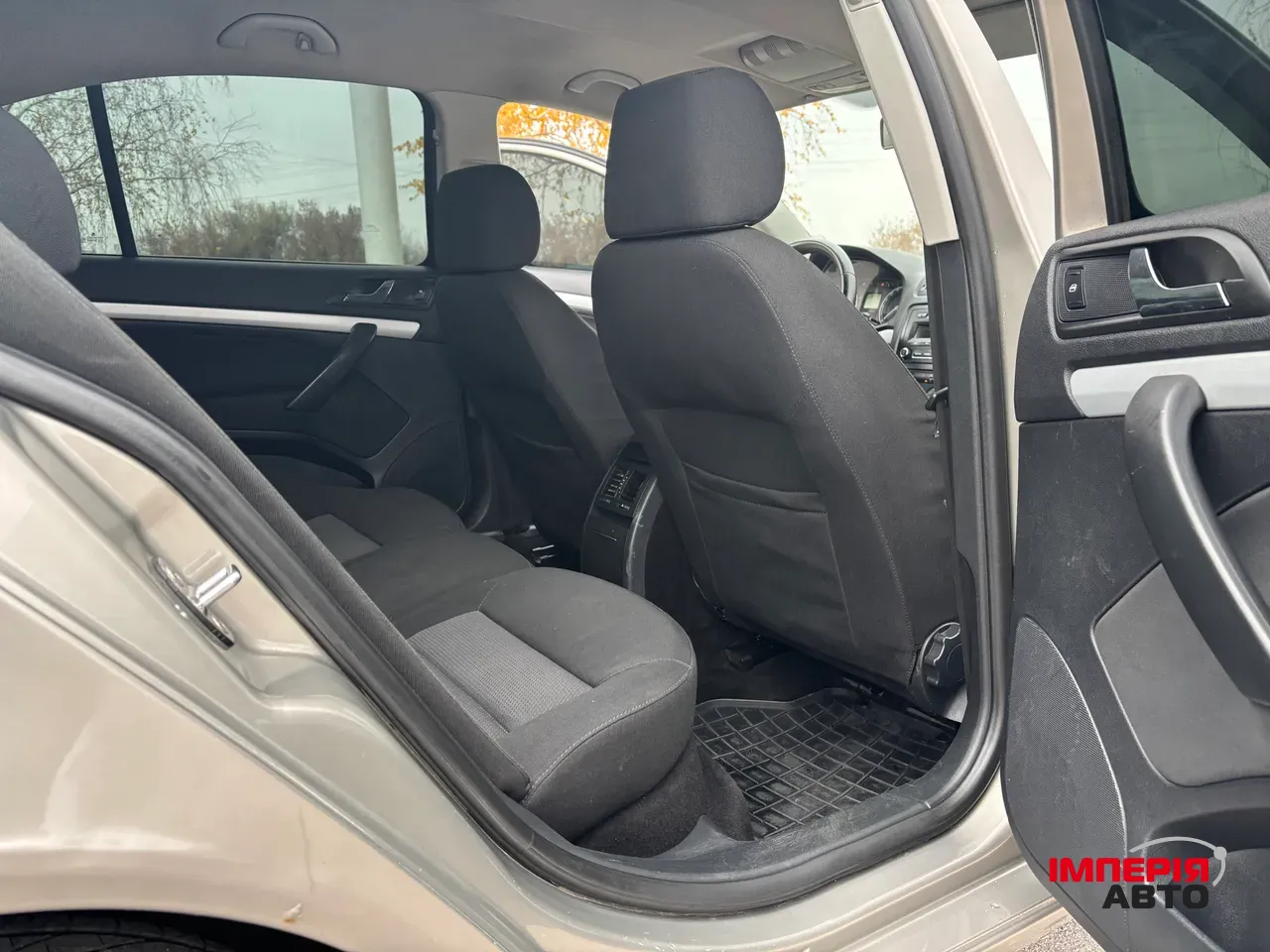 Skoda Octavia - фото 11