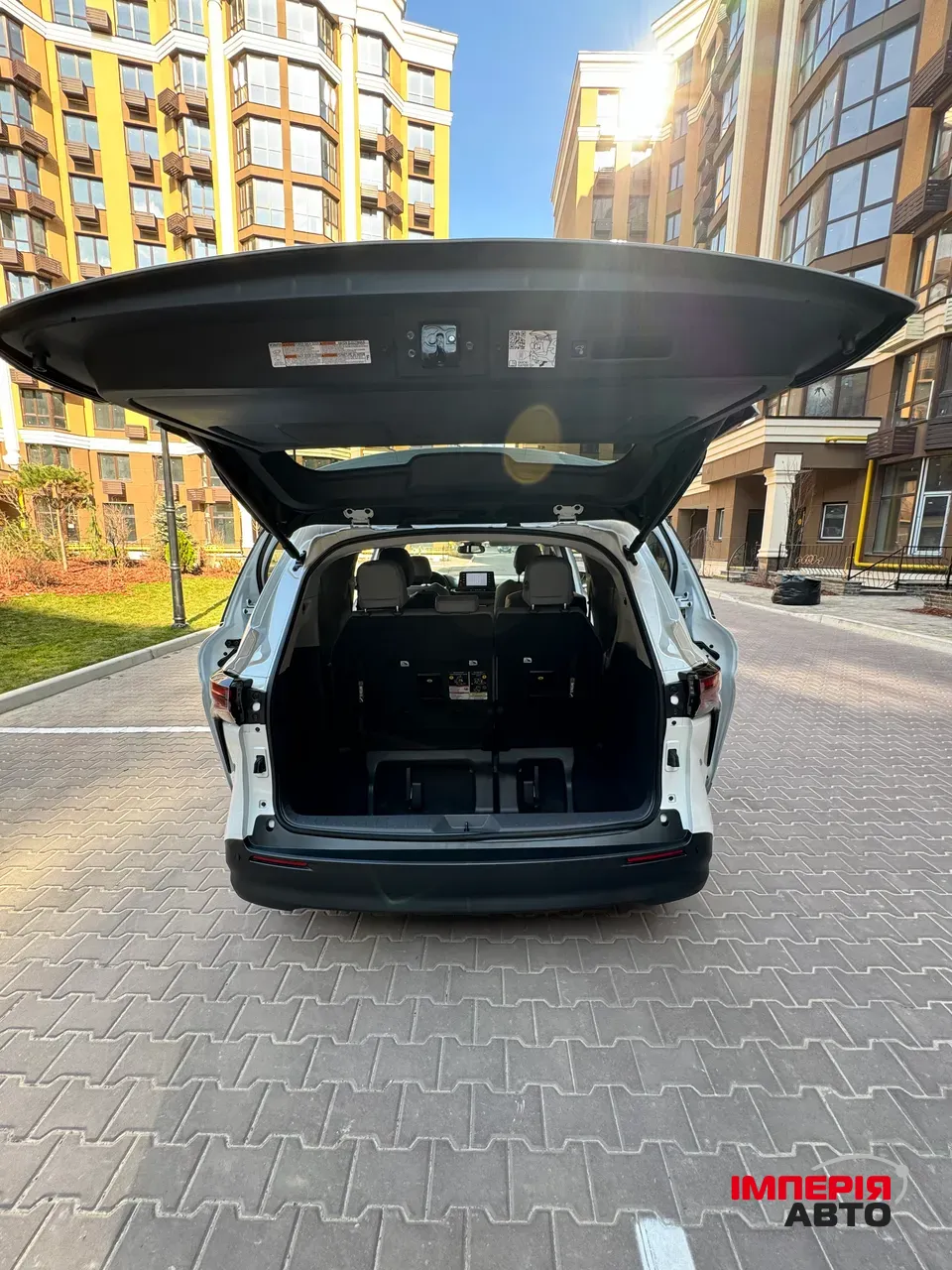 Toyota Sienna - фото 10