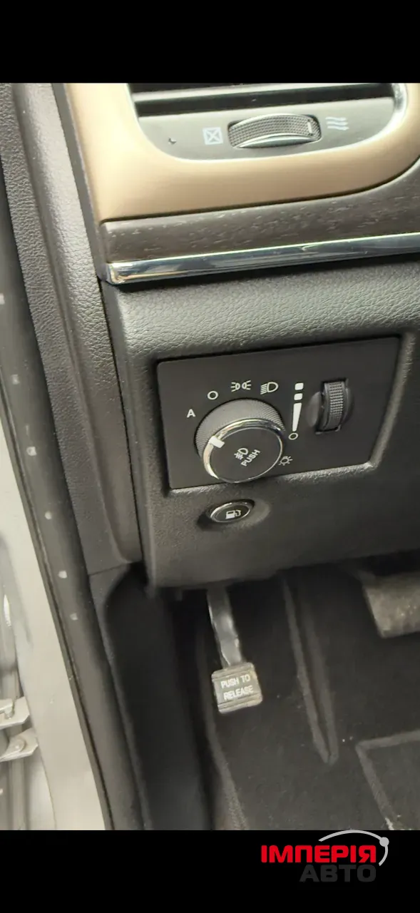 Jeep Grand Cherokee - фото 11