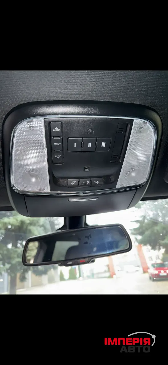 Jeep Grand Cherokee - фото 16