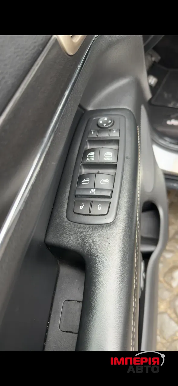 Jeep Grand Cherokee - фото 10