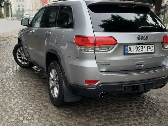 Jeep Grand Cherokee - фото 4