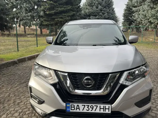 Nissan Rogue - фото 2