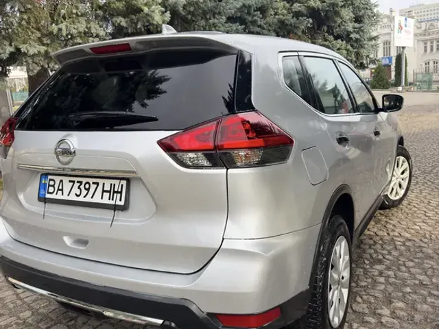 Nissan Rogue - фото 4