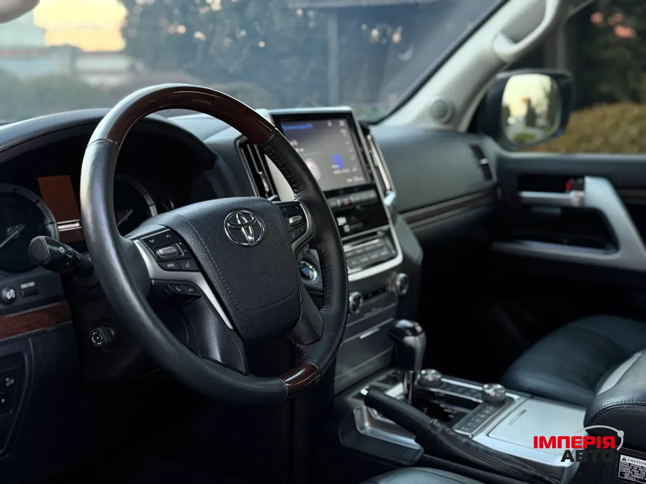 Toyota Land Cruiser - фото 16