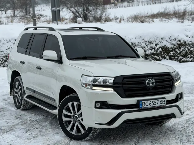 Toyota Land Cruiser - фото 1