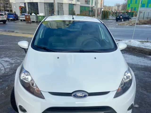 Ford Fiesta - фото 3