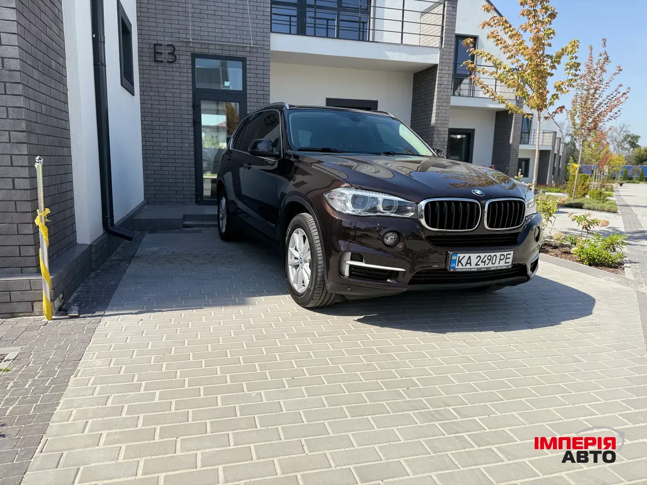 BMW X5 - фото 1