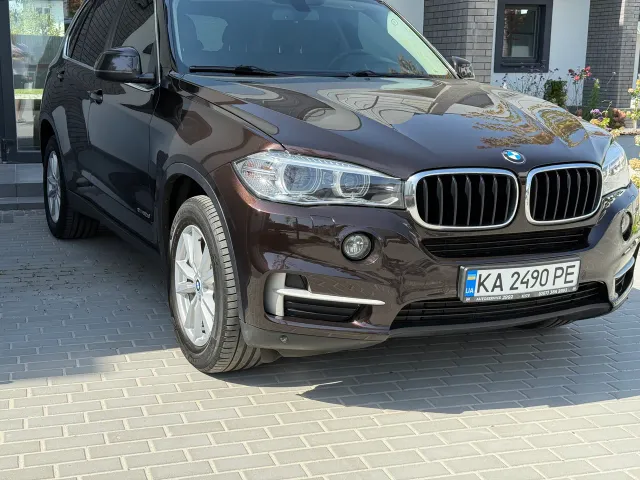 BMW X5 - фото 5