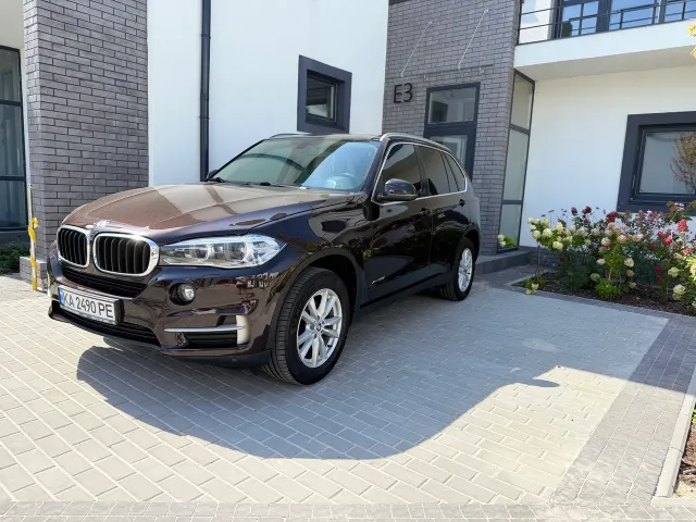 BMW X5 - фото 2