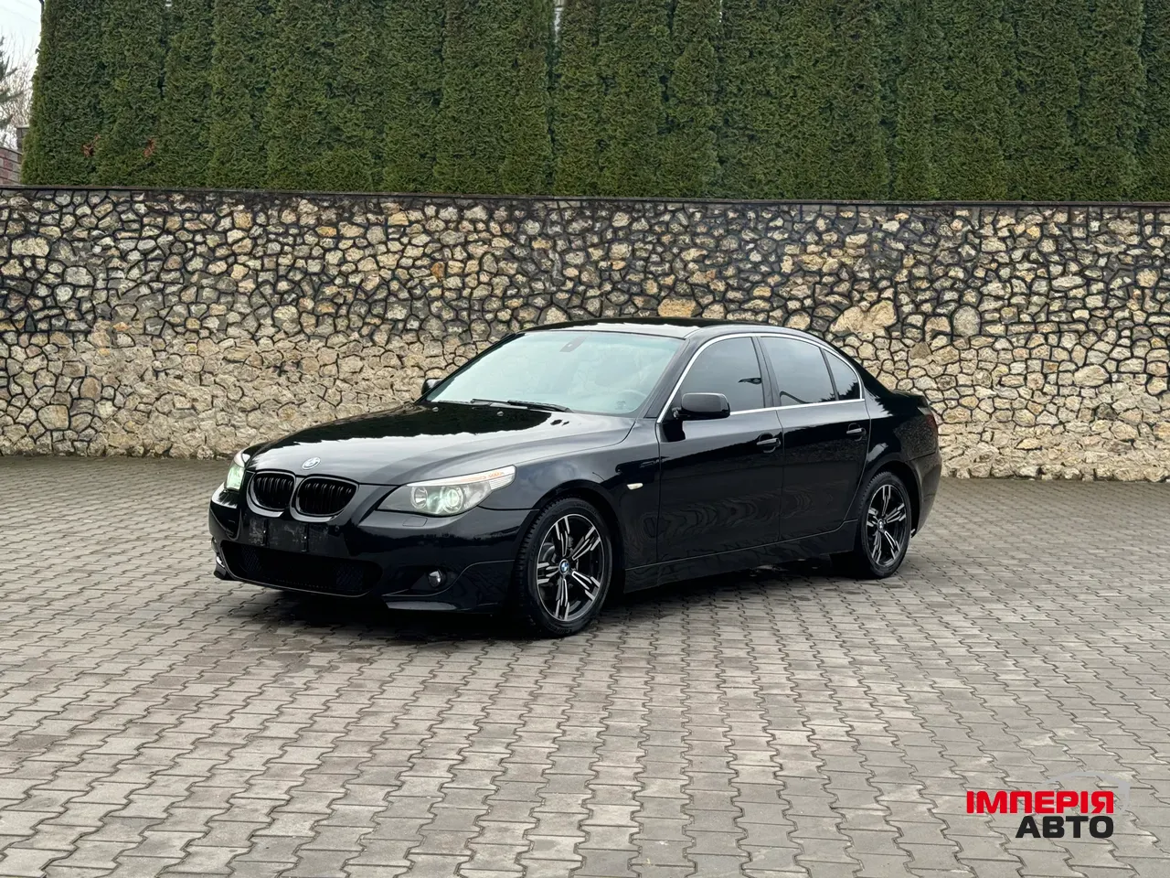 BMW 5 серії - фото 1