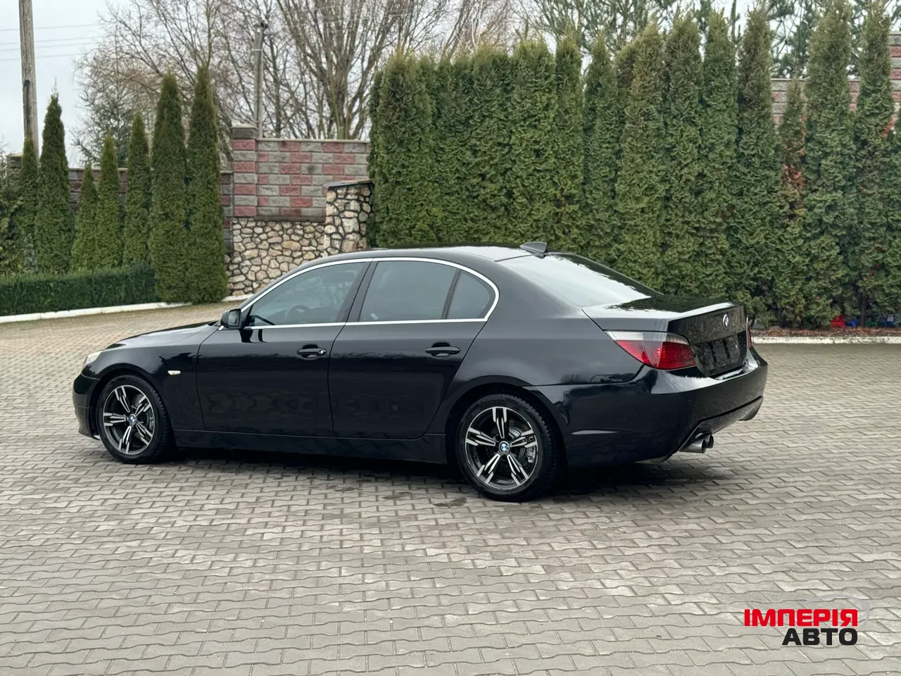 BMW 5 серії - фото 2