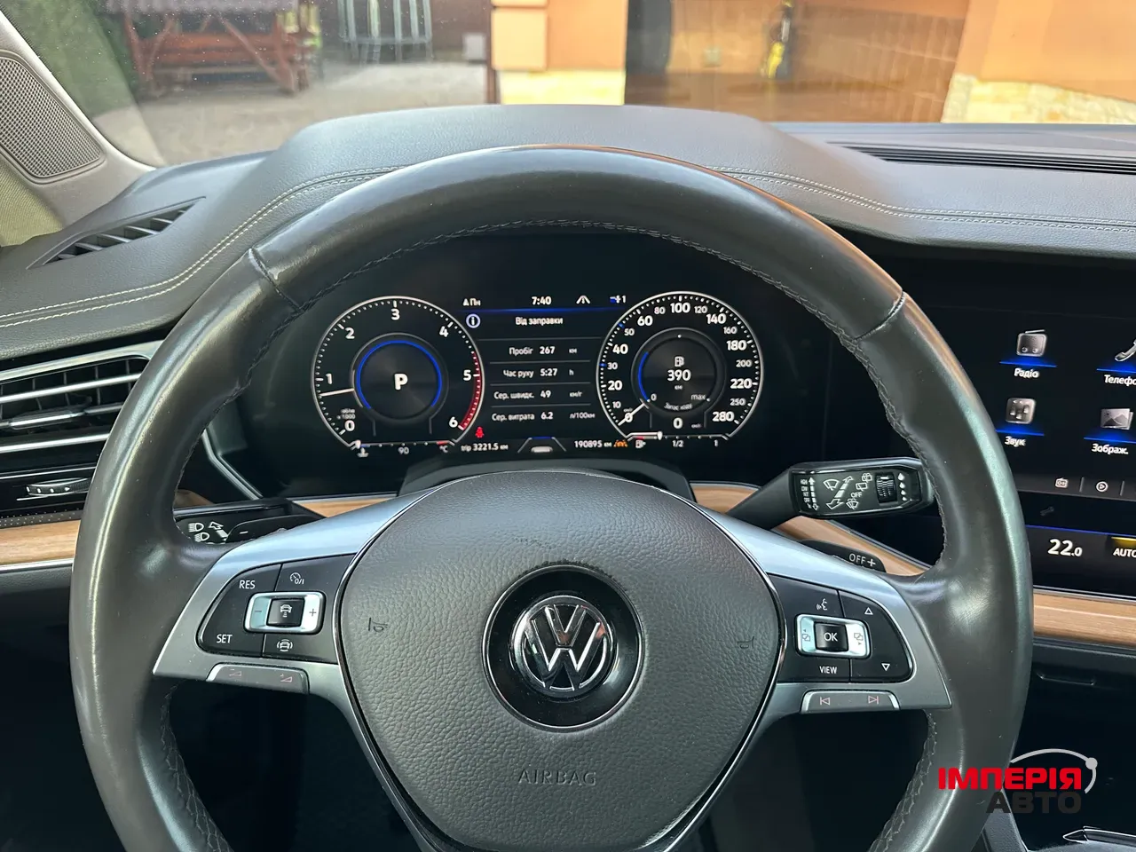 Volkswagen Touareg - фото 27