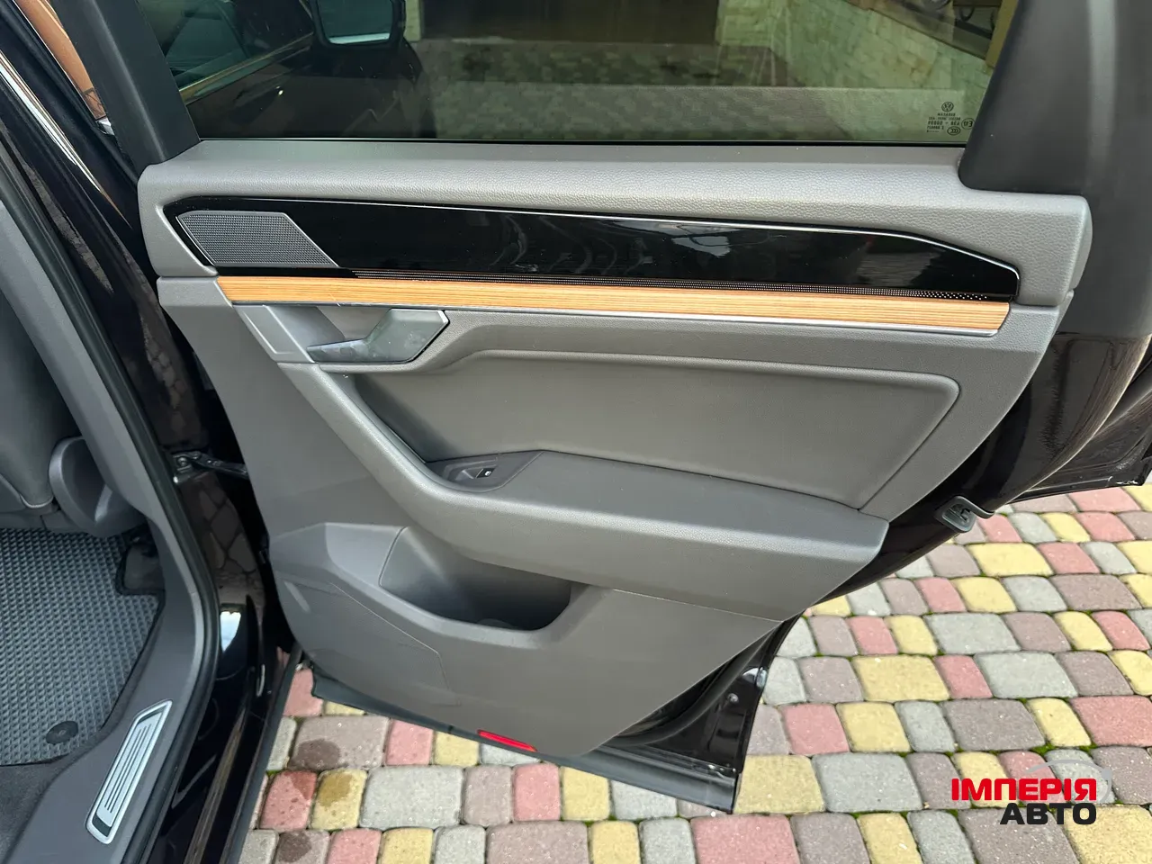 Volkswagen Touareg - фото 21