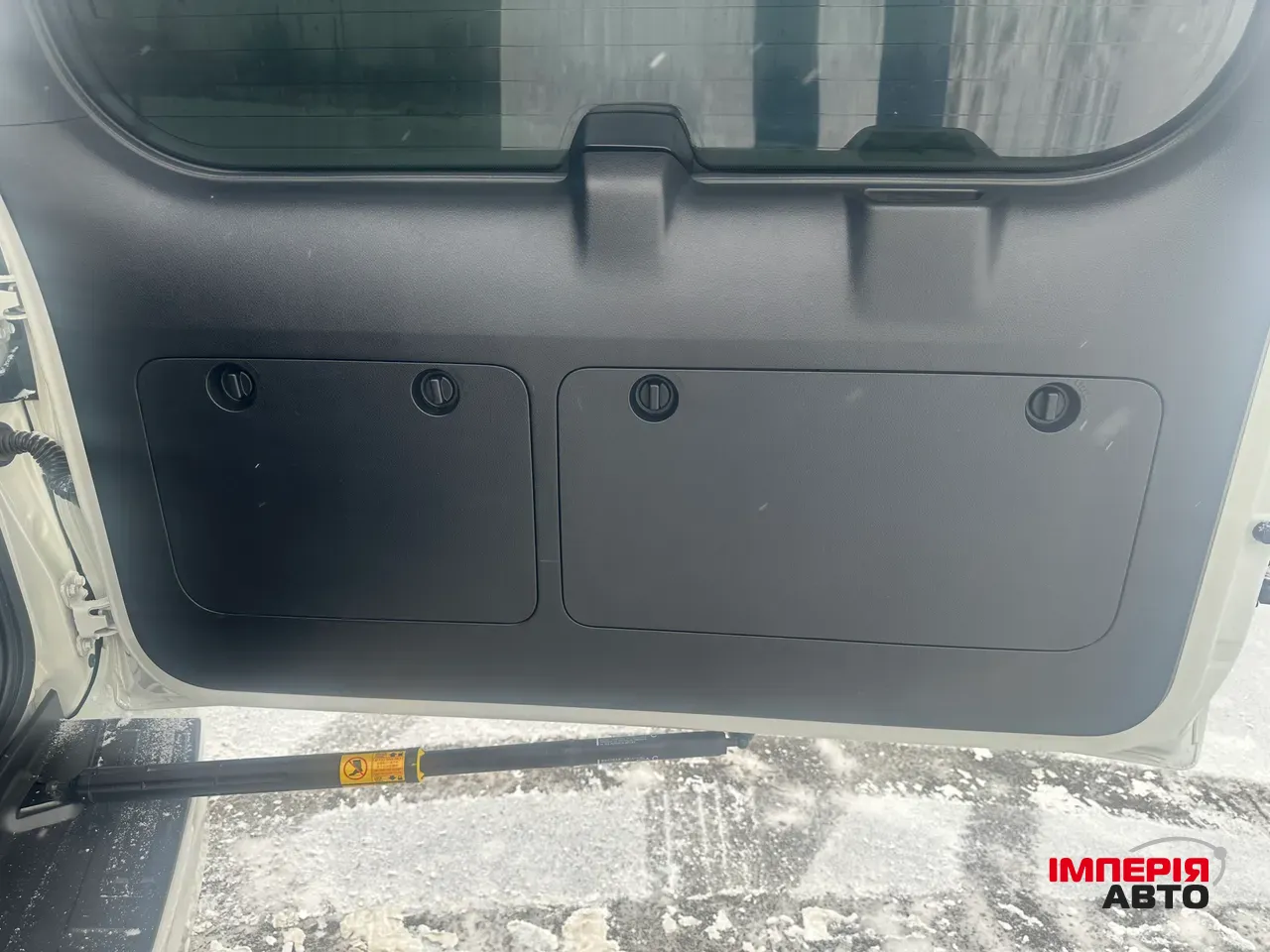 Toyota Land Cruiser Prado - фото 19