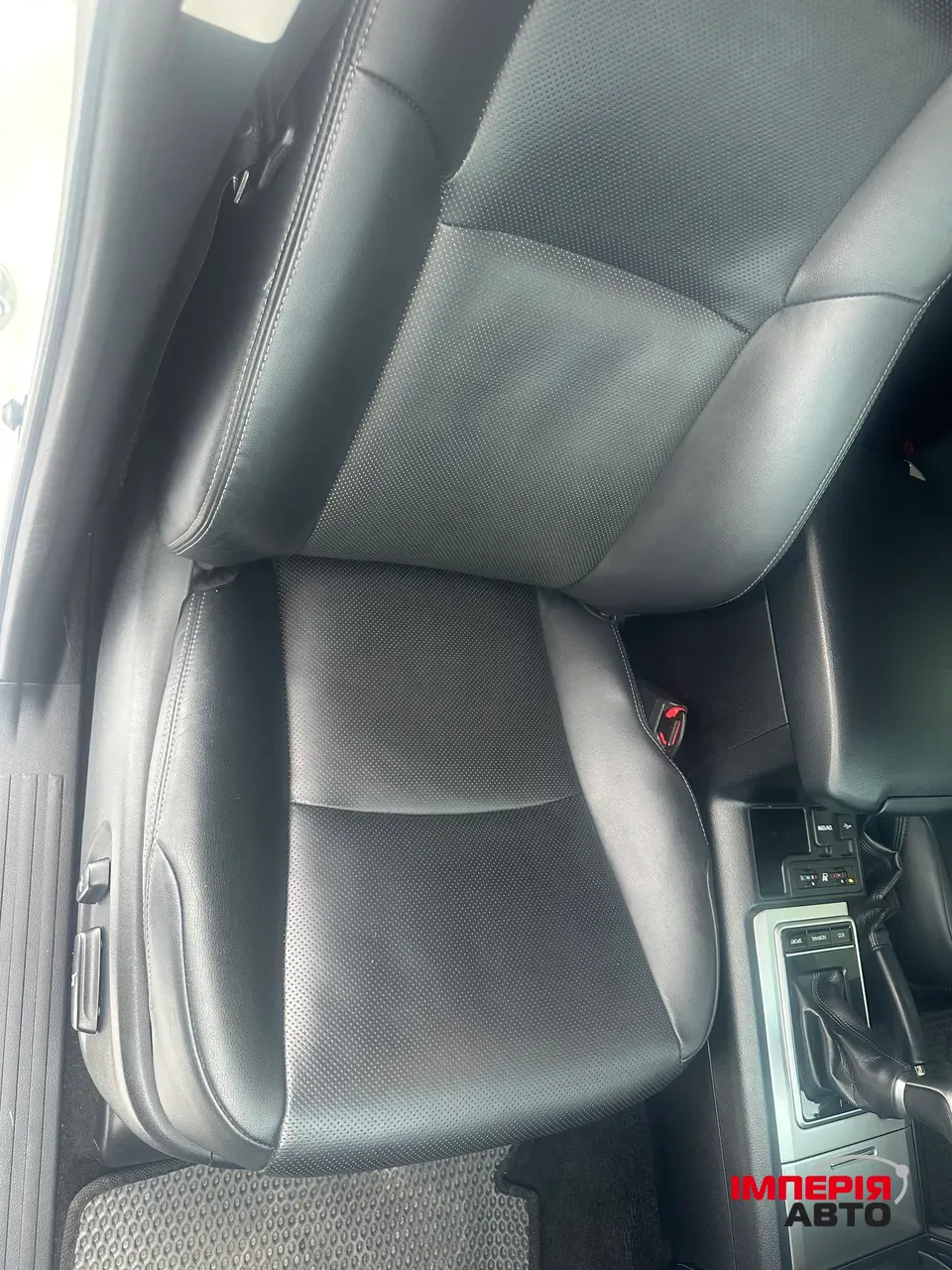 Toyota Land Cruiser Prado - фото 16