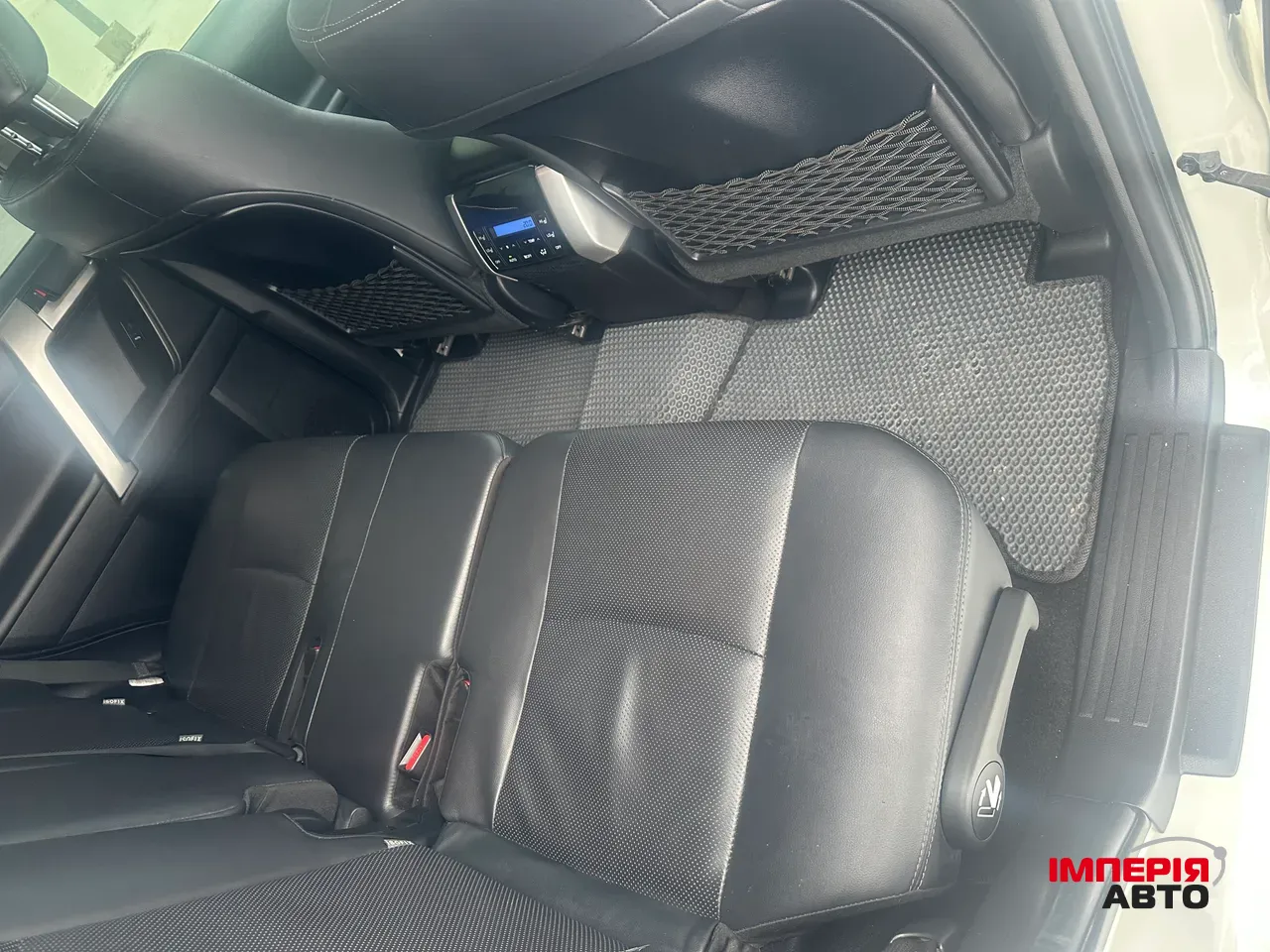 Toyota Land Cruiser Prado - фото 17