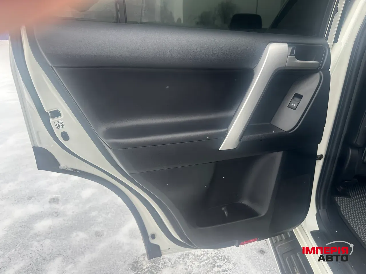 Toyota Land Cruiser Prado - фото 24
