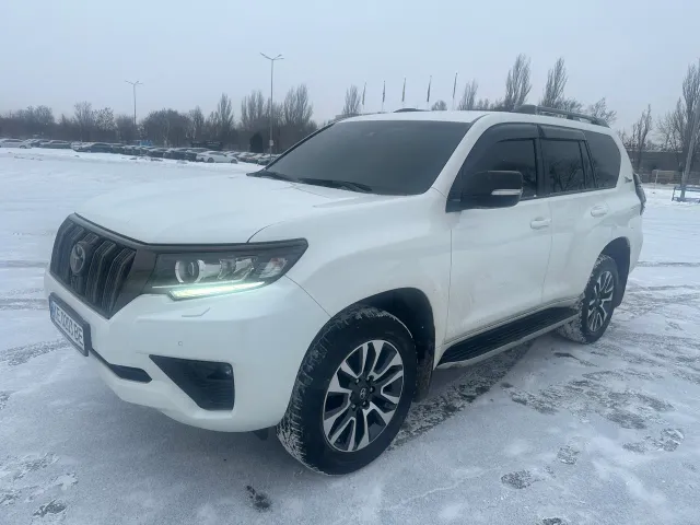 Toyota Land Cruiser Prado - фото 3