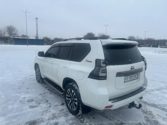 Toyota Land Cruiser Prado - фото 5