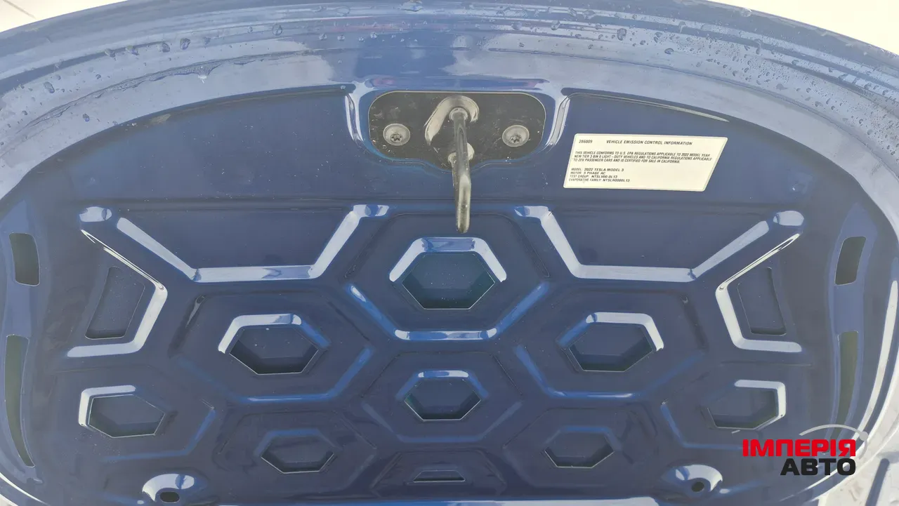 Tesla Model 3 - фото 15