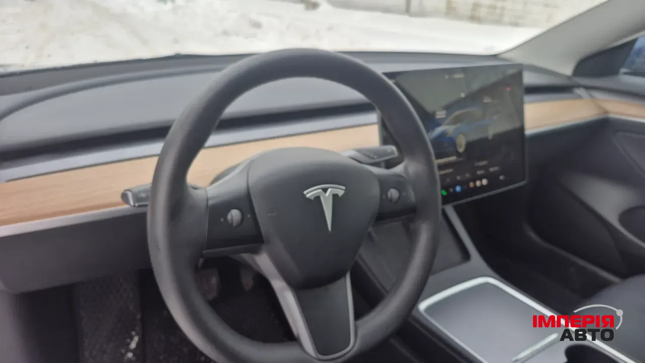 Tesla Model 3 - фото 16