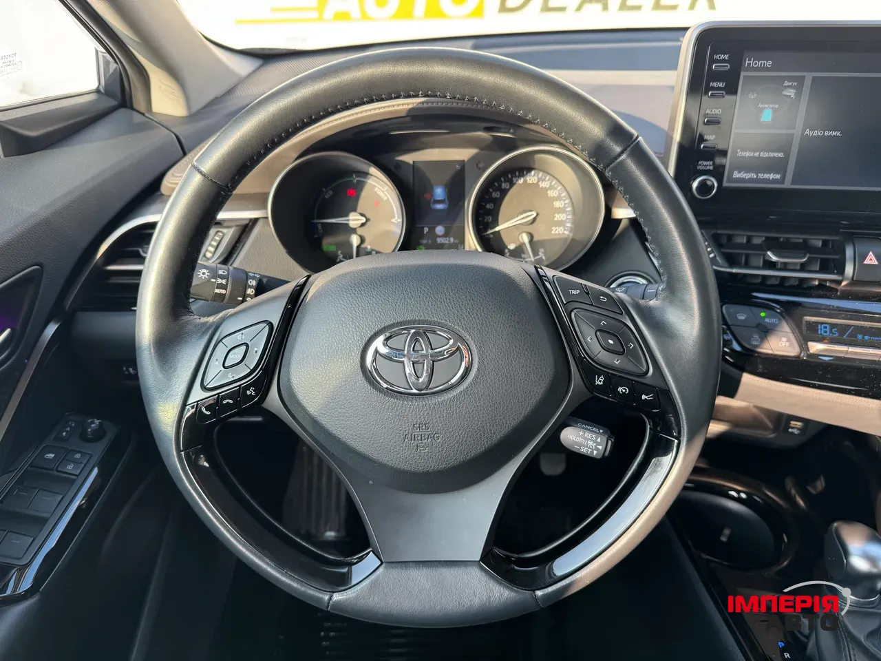 Toyota C-HR - фото 24