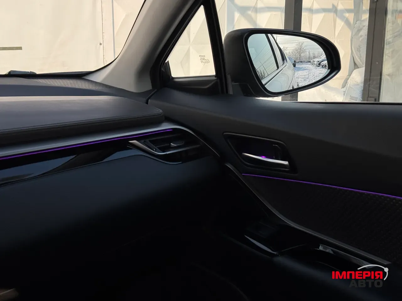 Toyota C-HR - фото 35