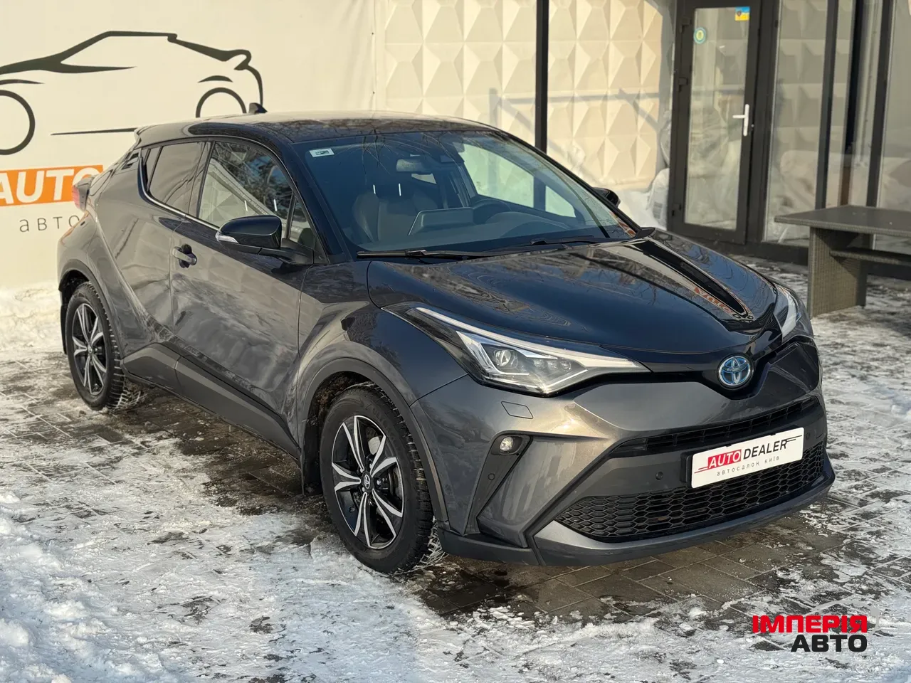 Toyota C-HR - фото 14