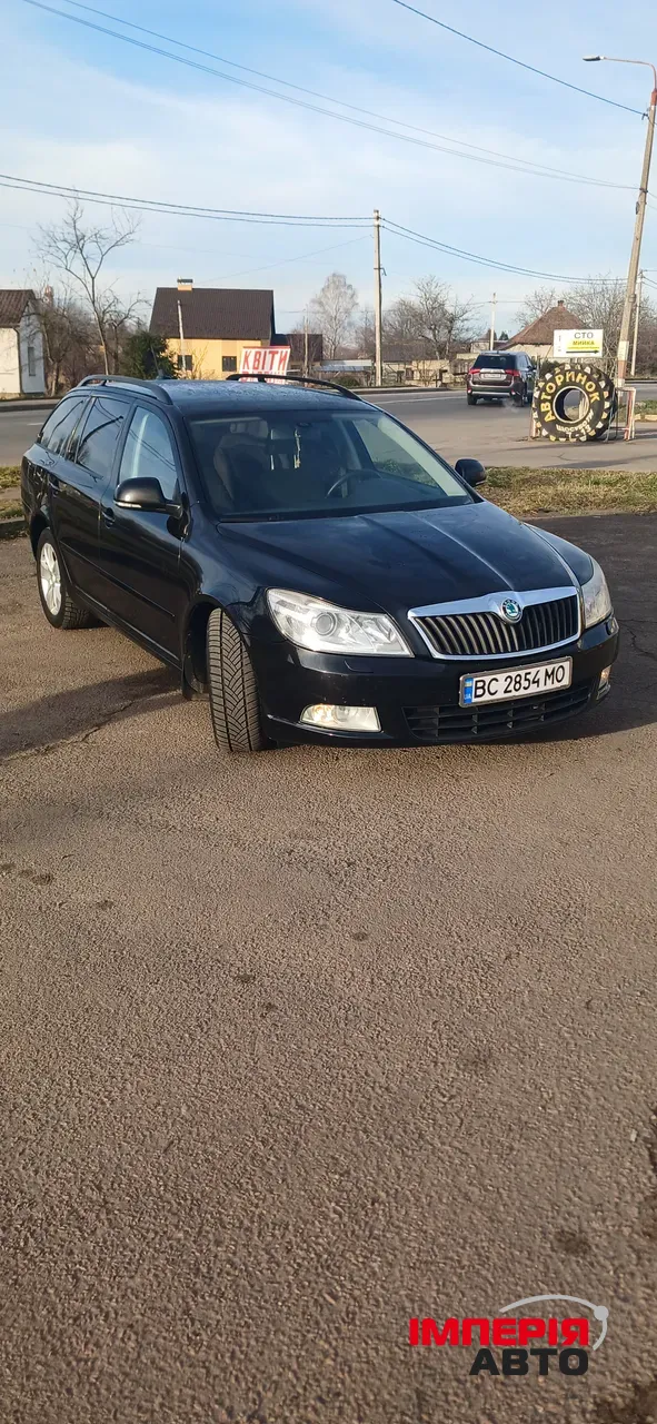 Skoda Octavia - фото 2