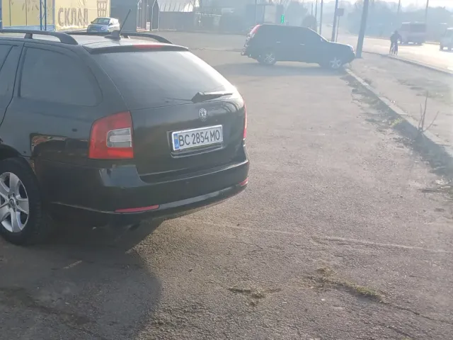 Skoda Octavia - фото 5