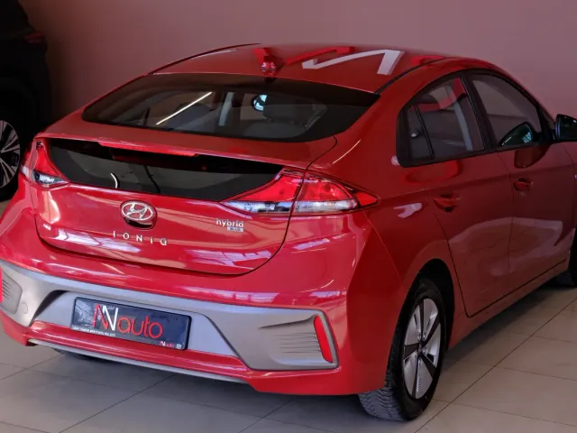 Hyundai IONIQ - фото 5