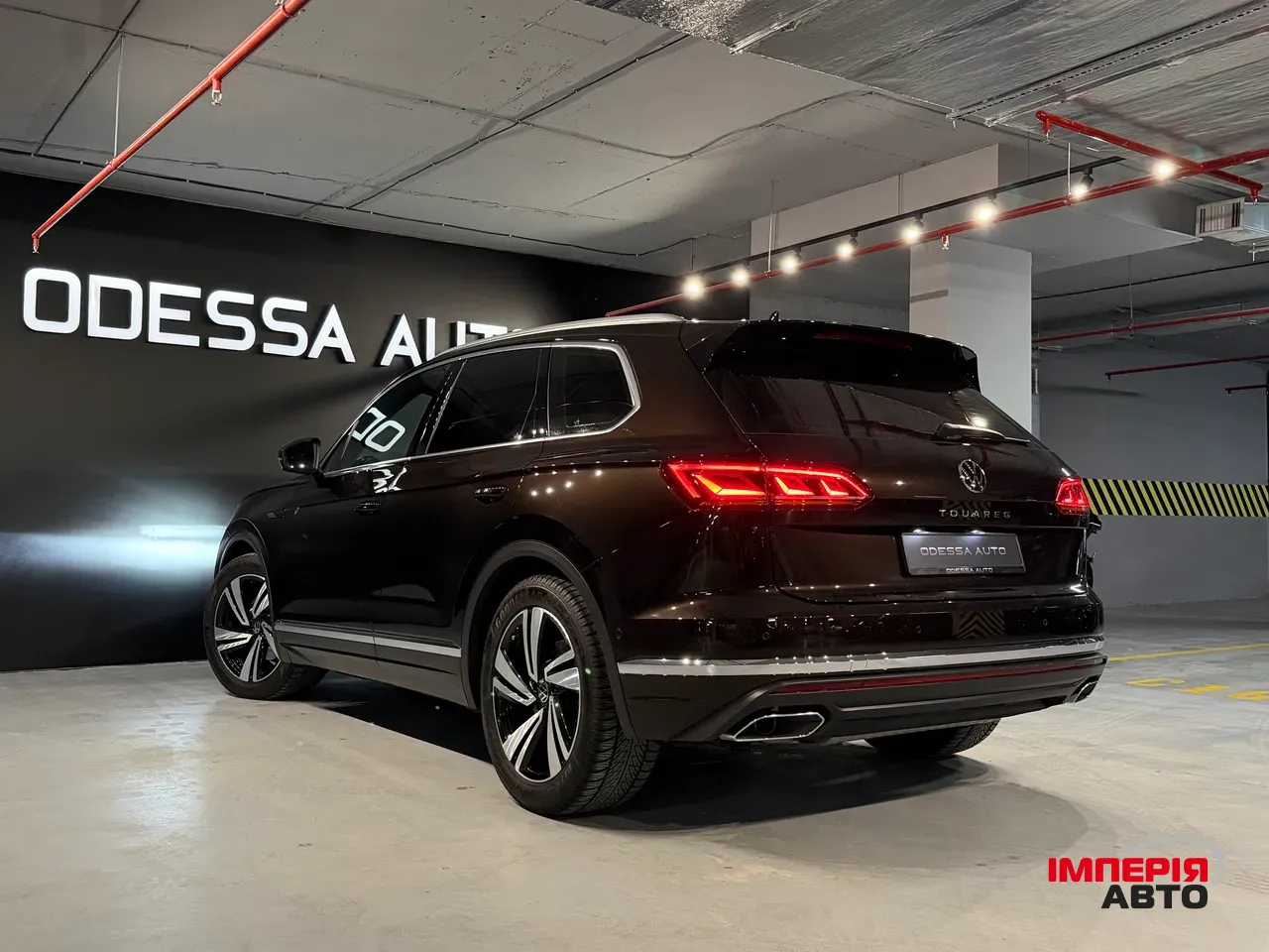 Volkswagen Touareg - фото 11