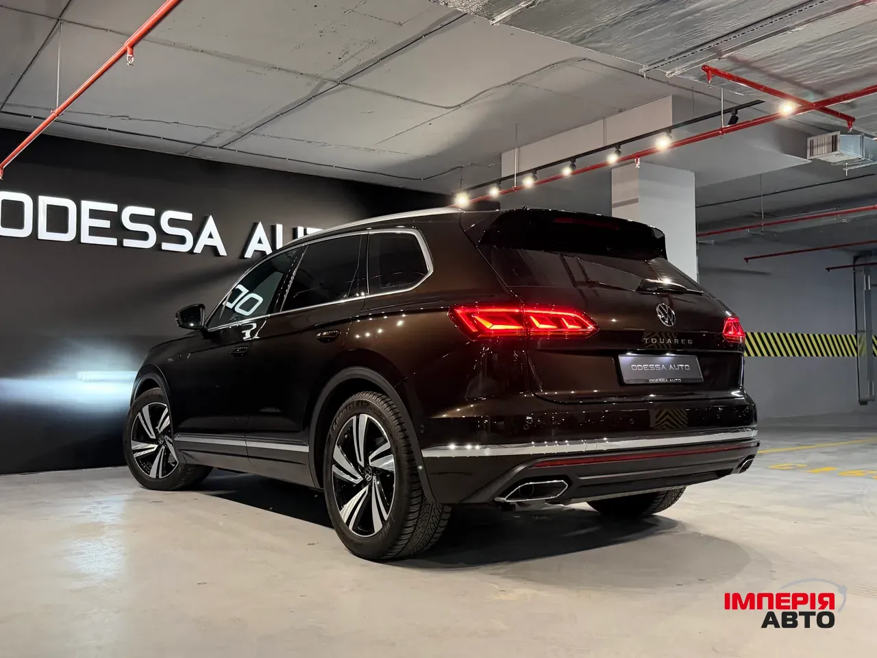 Volkswagen Touareg - фото 12