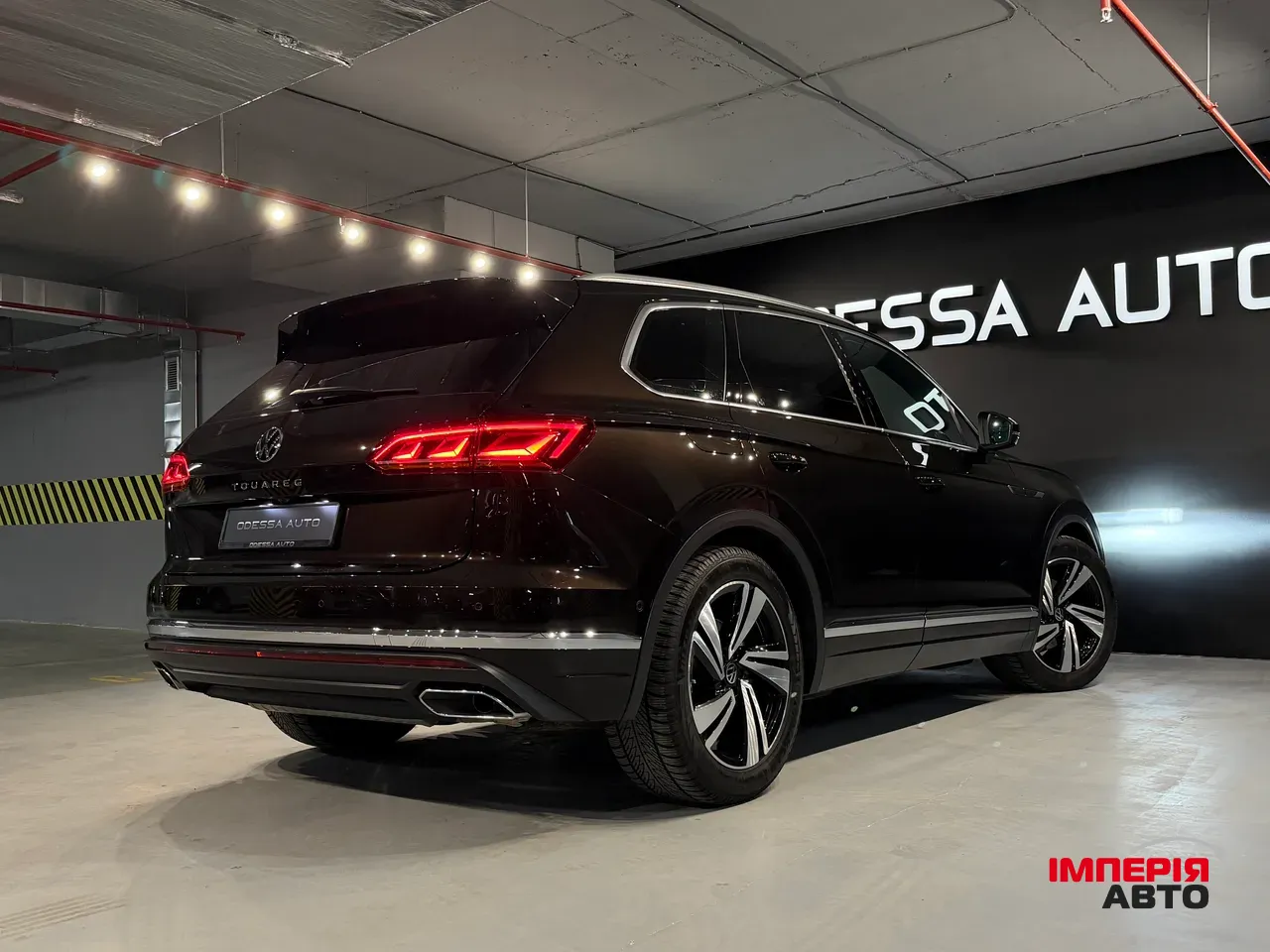 Volkswagen Touareg - фото 13