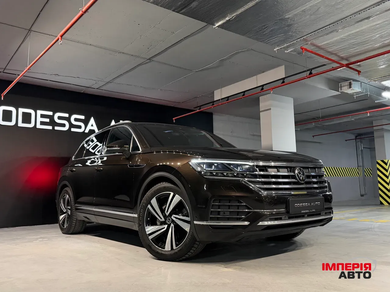 Volkswagen Touareg - фото 4