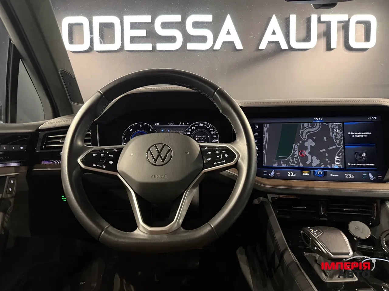 Volkswagen Touareg - фото 25