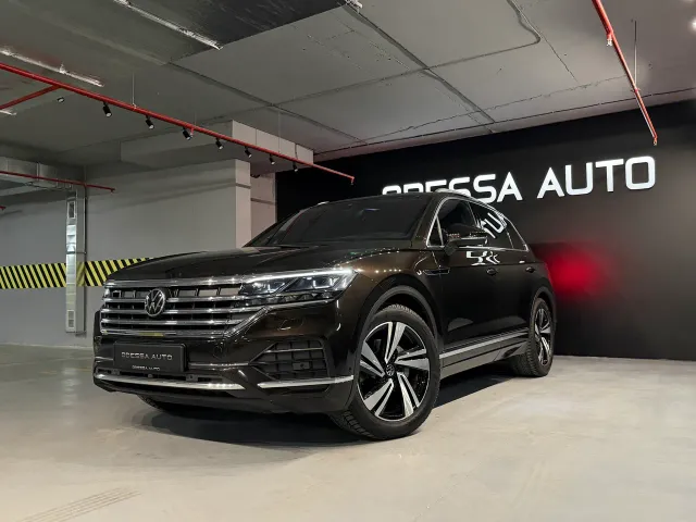 Volkswagen Touareg - фото 5