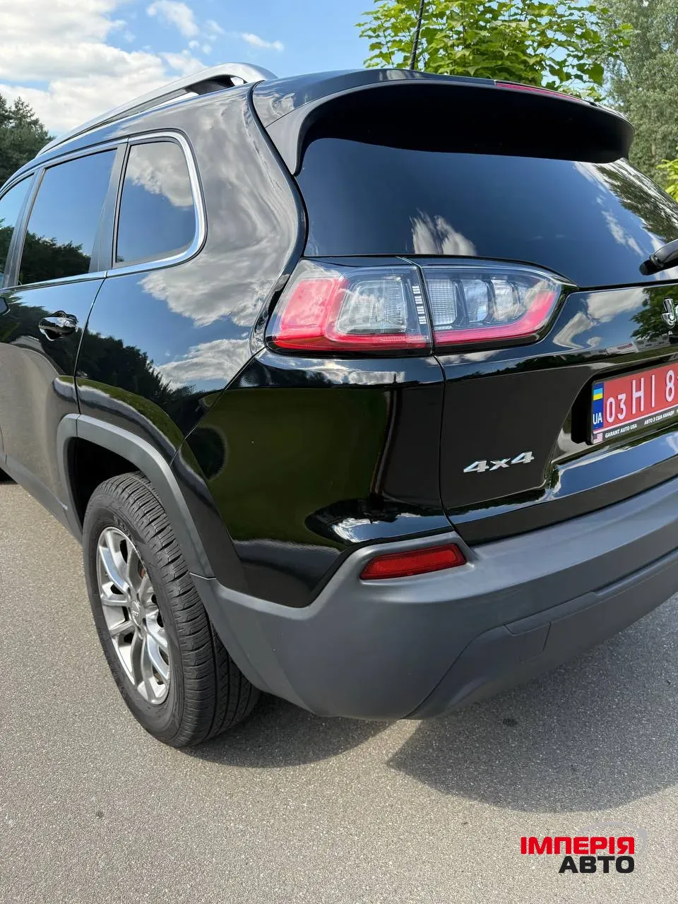 Jeep Cherokee - фото 11