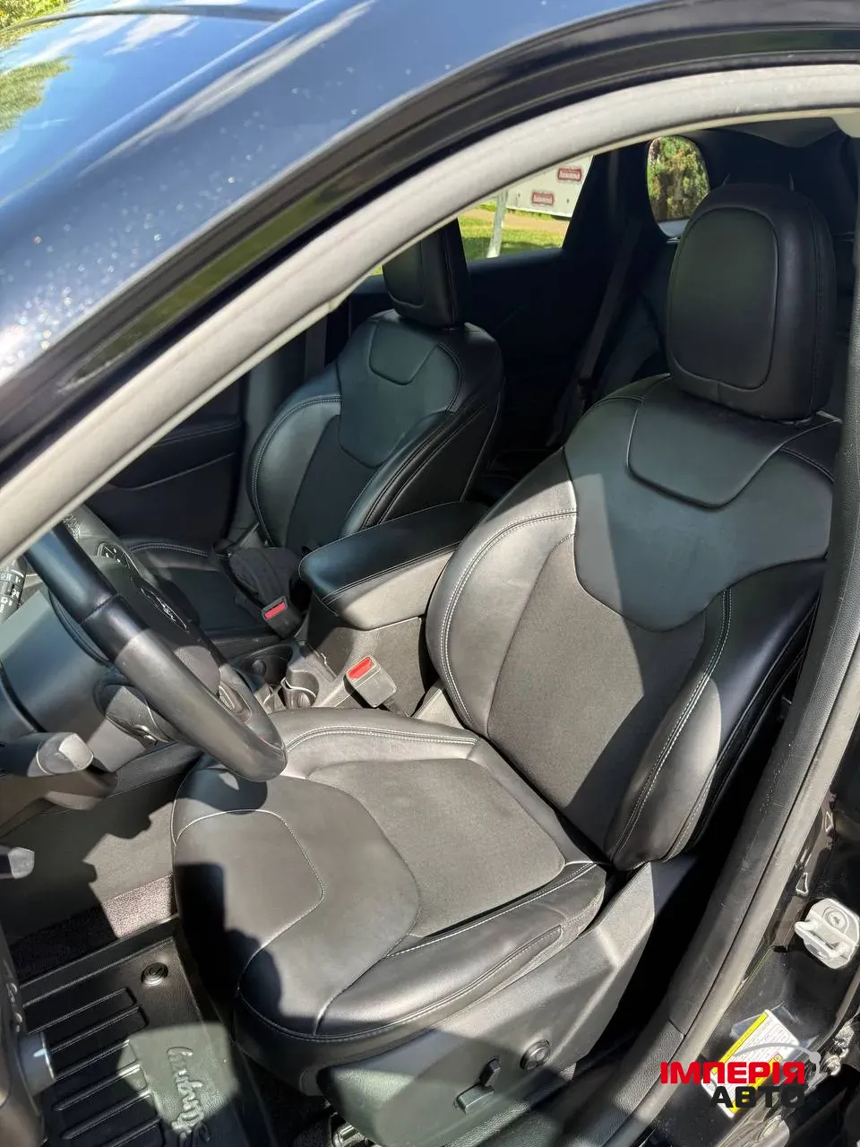 Jeep Cherokee - фото 13