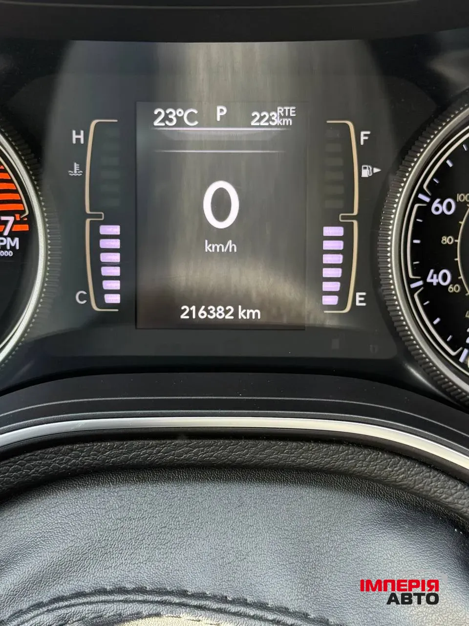 Jeep Cherokee - фото 14