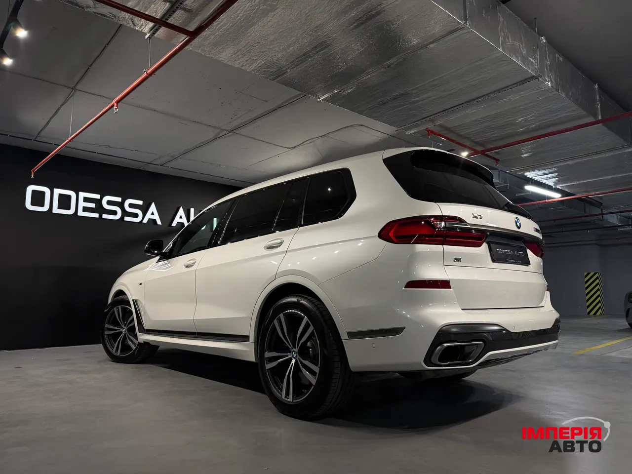 BMW X7 - фото 11