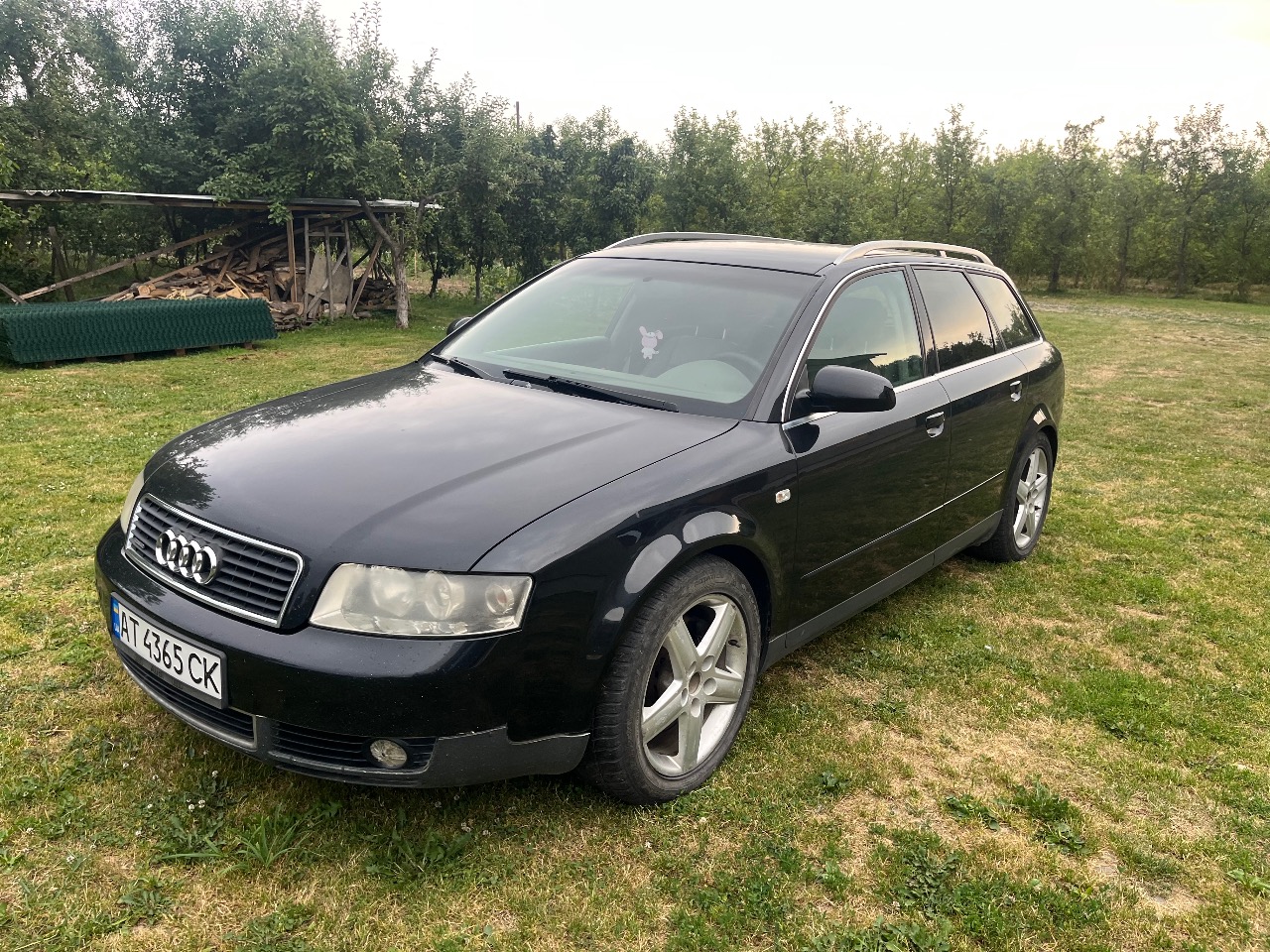 Audi A4 - фото 2