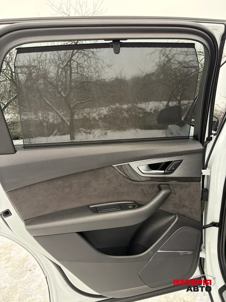 Audi Q7 - фото 11