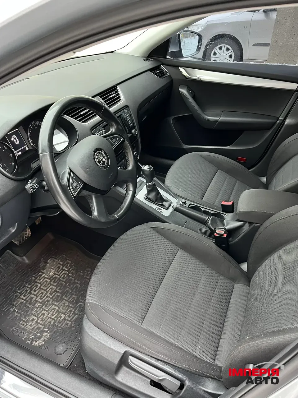 Skoda Octavia - фото 7